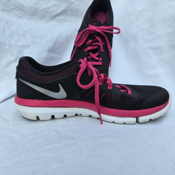 Nike Flex 2014 Run Women's Athletics Trainer Shoes Size 7 Black with Pink Lacees - Picture 5 of 11